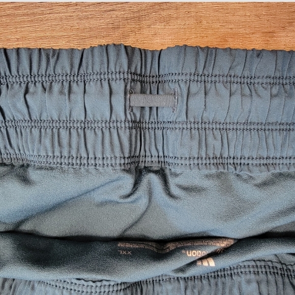 All In Motion Running Shorts Size XXL Green Activewear Workout Liner - Picture 3 of 7